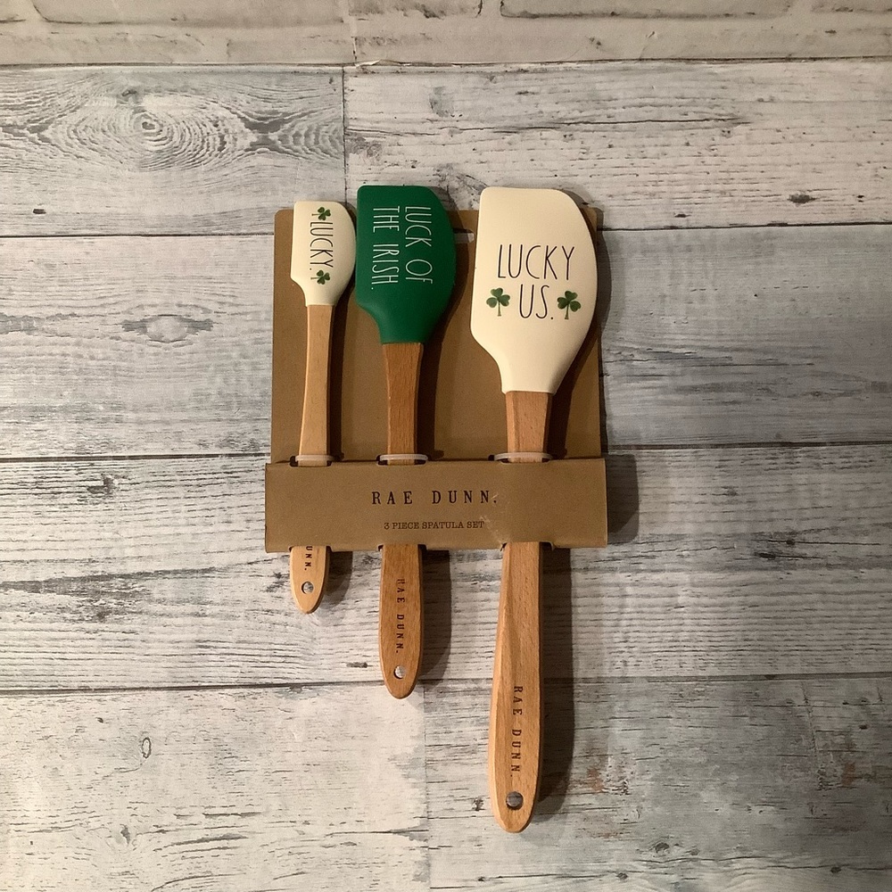 Rae Dunn 3 Piece St Patrick’s Day Silicone Spatula Set